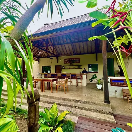 Jati Kuta Lombok-2