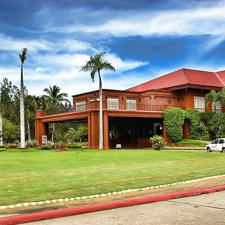 Fort Ilocandia Resort Hotel-2
