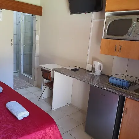 Chariots Guest House-2