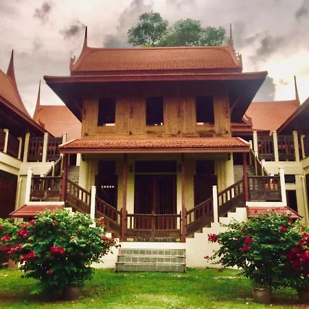 Luang Chumni Village-2
