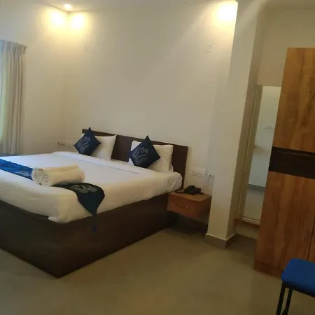 Hotel Amulya Fine Dine-3