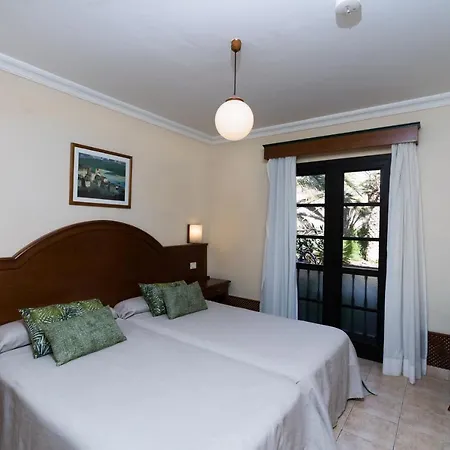Apartamentos Punta Marina-2