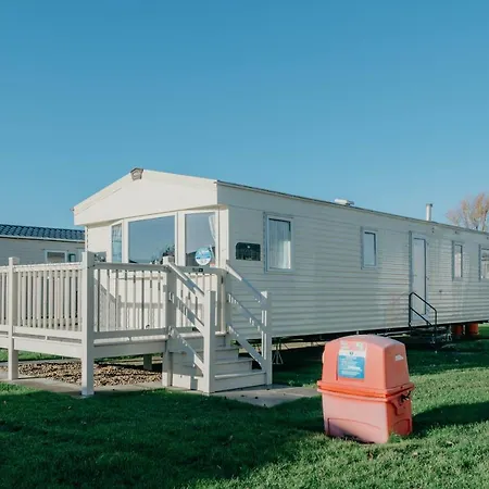 Lakeside, Thorpe Park Cleethorpes Static Caravan-2
