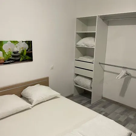 Les chambres et studios Camping Parc de Paletès-2