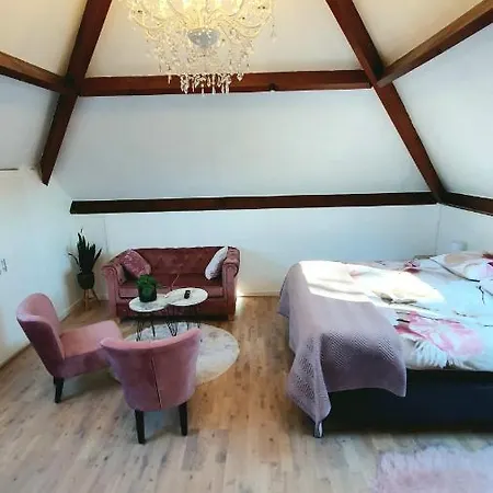 Viktor And Stella Suite By The Minnewater-3