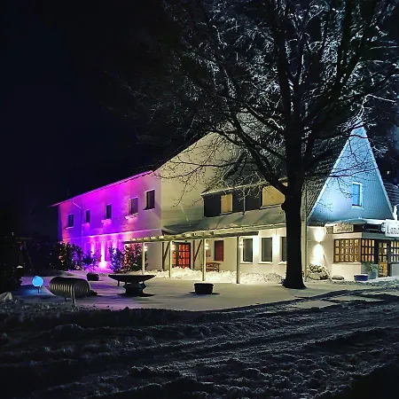 Das kleine Landhotel-3