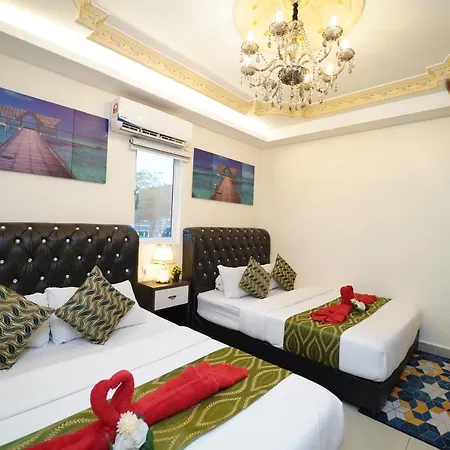 Ghazrin'S Classic Hotel Jb-2