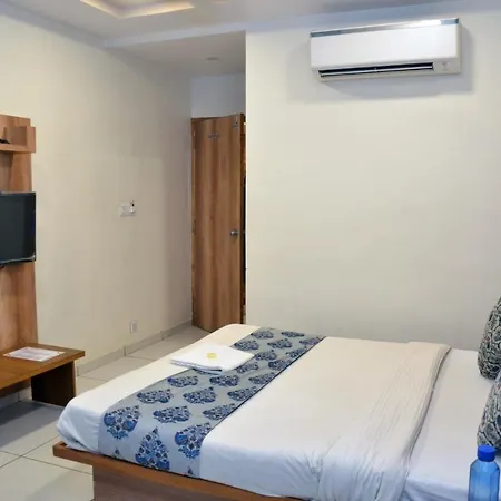 Hotel Neelkamal-3