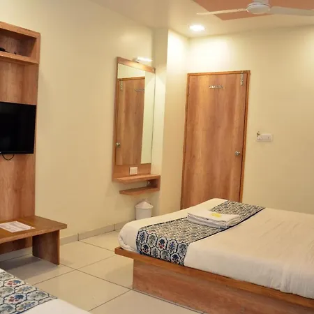 Hotel Neelkamal-2