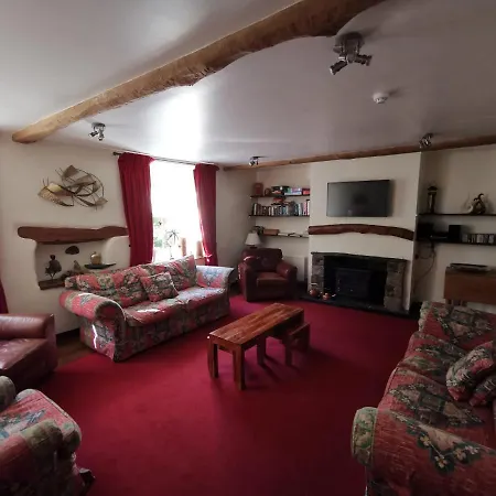 The Langstrath Country Inn-3