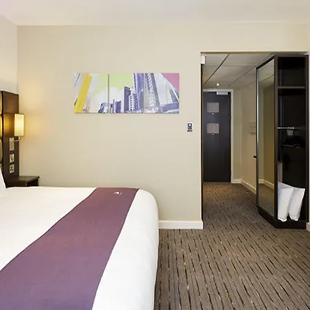 Premier Inn Horsham-2