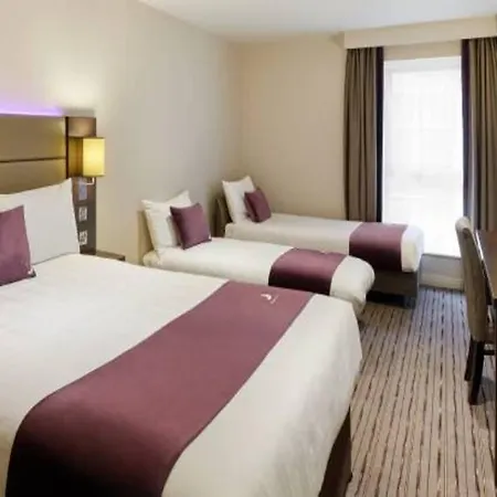 Premier Inn Leicester City Centre-3