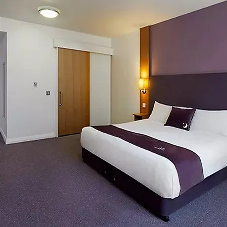 Premier Inn Loughborough-2