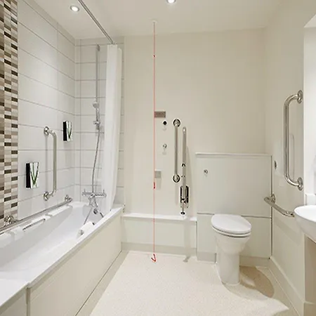 Premier Inn Norwich Airport-2