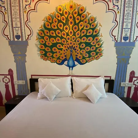 Golden Peacock Heritage Home Stay-3