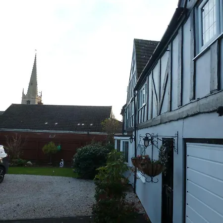 Newark Lodge Guest House-2