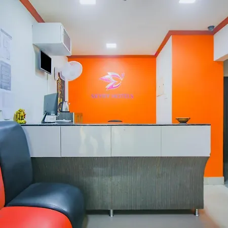 Oyo Flagship 76696 Skyry Hotels-2