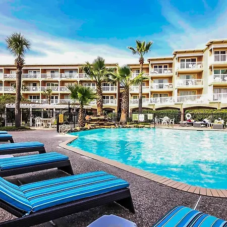 Crimson Beach Escape Ocean View-Hottub -Pool-Longstay - 1 Queen Bedroom Plus Alcove Bunk Beds And A Sofa-2