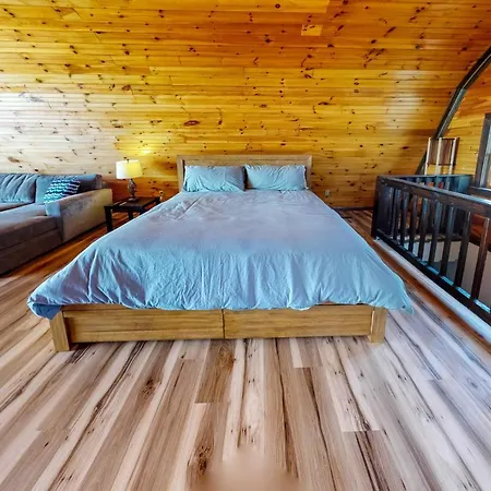 Seneca Lake Getaway-2