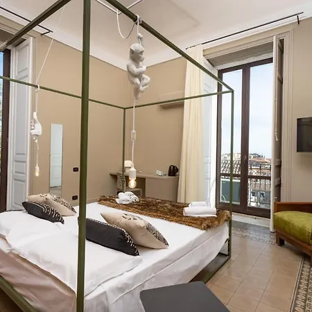 81 Suite And Breakfast-3