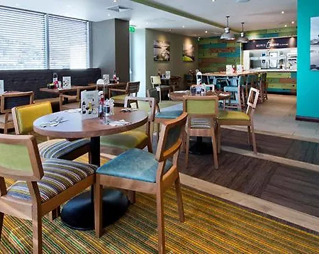 Premier Inn Oban-2