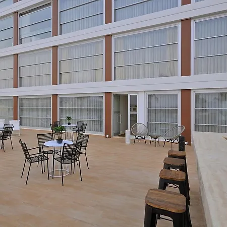 Delmar Suites & Residence-3