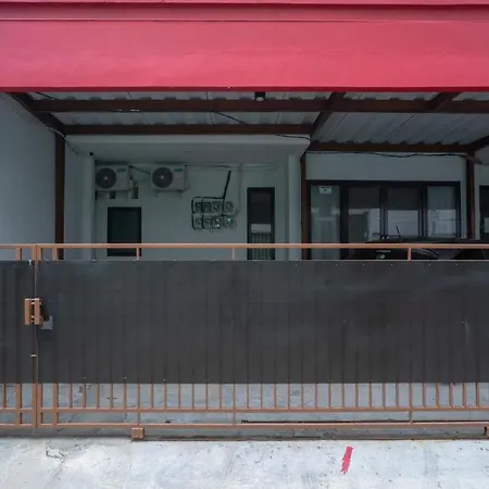 Reddoorz Near Sarinah Jakarta-2