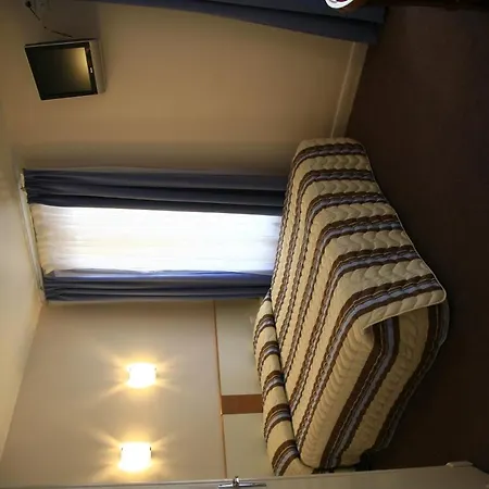 Hôtel De Nemours-3