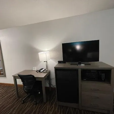 Baymont By Wyndham Bellevue - Omaha-2