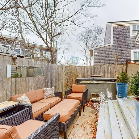 The Hot Tub House-2