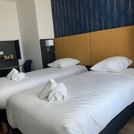 Hotel Le Cosy Riva Bella-2