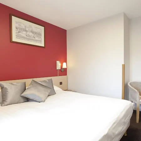 Logis Hotel Duquesne-2