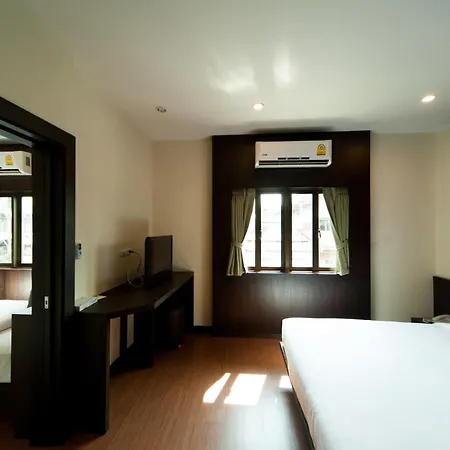 Tara Place Hotel Bangkok-2