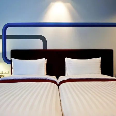 Fx Hotel Metrolink Makkasan-2