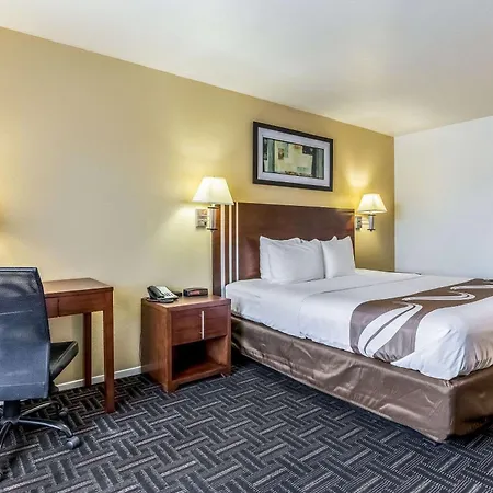 Quality Inn Fresno Near University-3