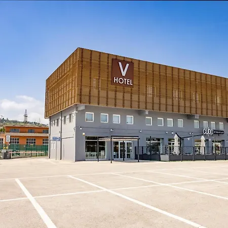 V Hotel-2