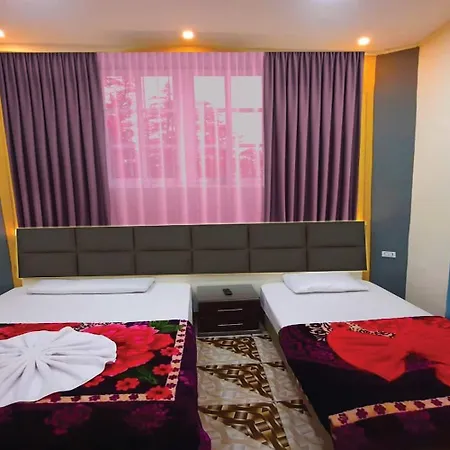 The Hotel Emerald-2