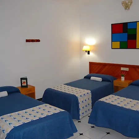 Hostal Ca'N Tiu-3
