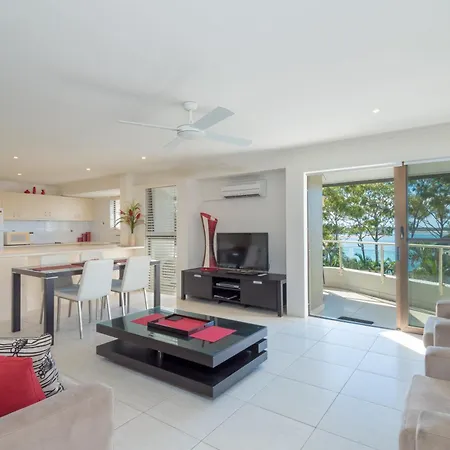 Munna Beach Apartments-3