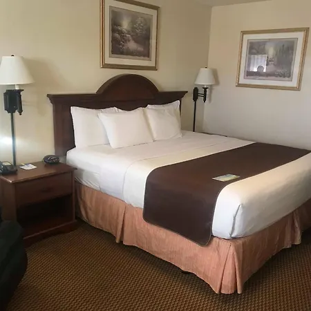 Days Inn By Wyndham Abilene-2