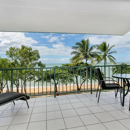 Beachfront Apartments On Trinity Beach-3