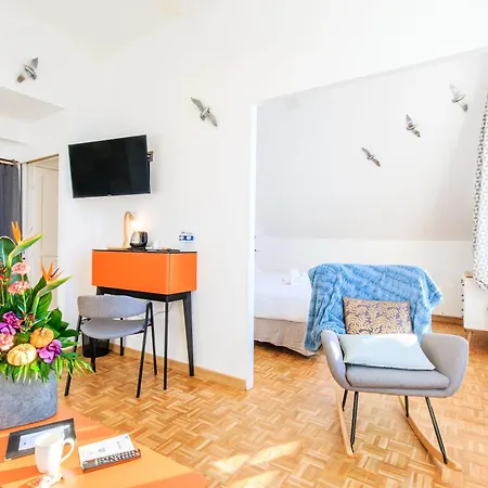 Best Western Hotel De La Plage Saint Marc Sur Mer-3