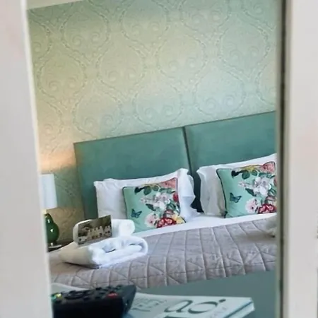 The Beaches Guest House (Adults Only)-2