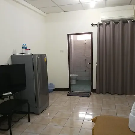 Soi 5 Apartment-3