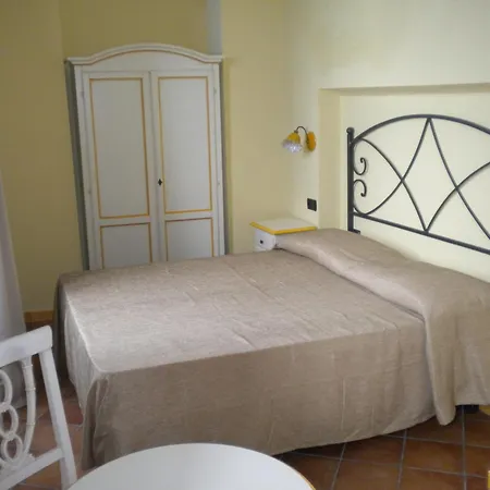 B&B Il Porticciolo Di Amalfi-2
