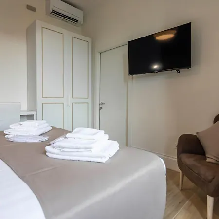 Flat 285 La Suite-2