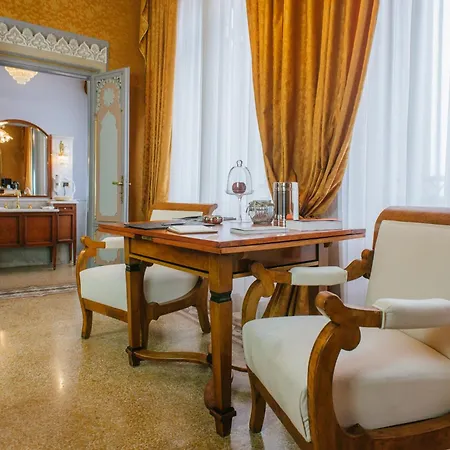 Relais & Chateaux Villa Crespi-2