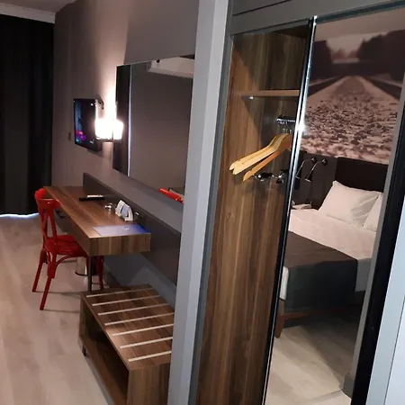 Ramira City Hotel - Adult Only-3