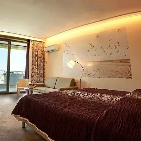 Maritim Hotel Amelia-3