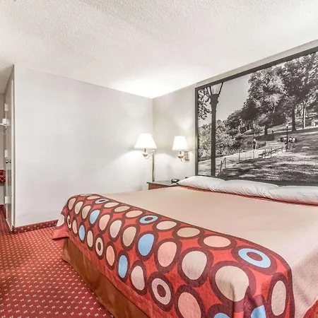 Super 8 By Wyndham North Bergen Nj/Nyc Area-2